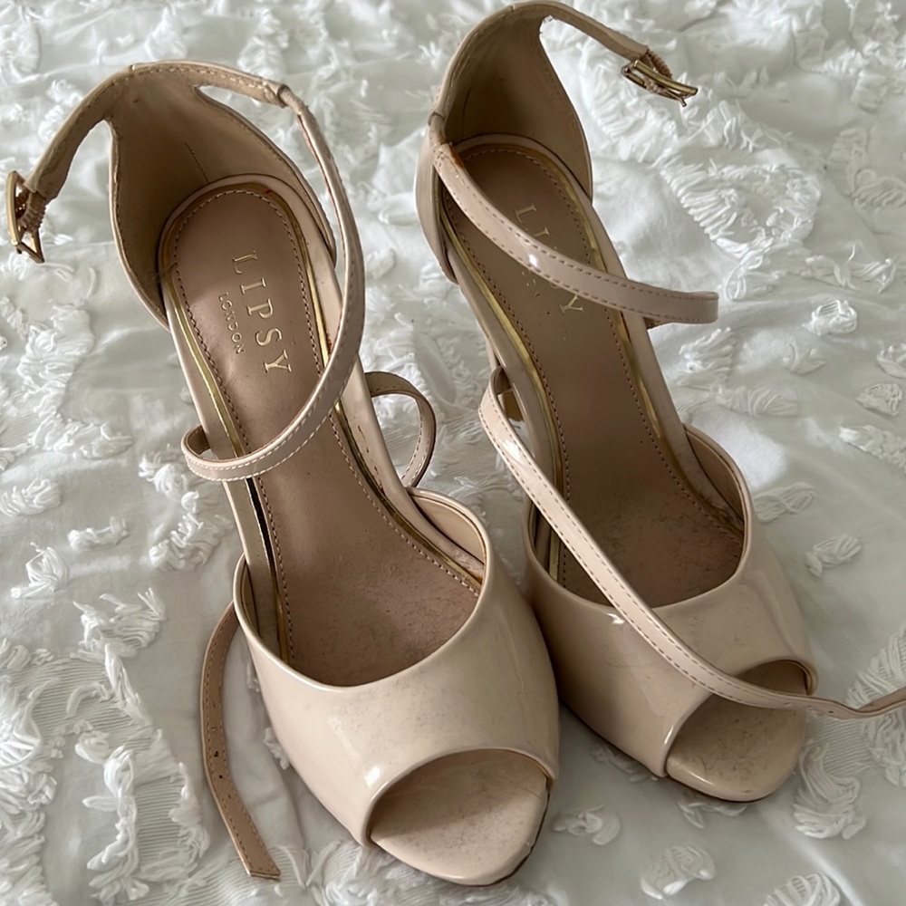 Light tan heels